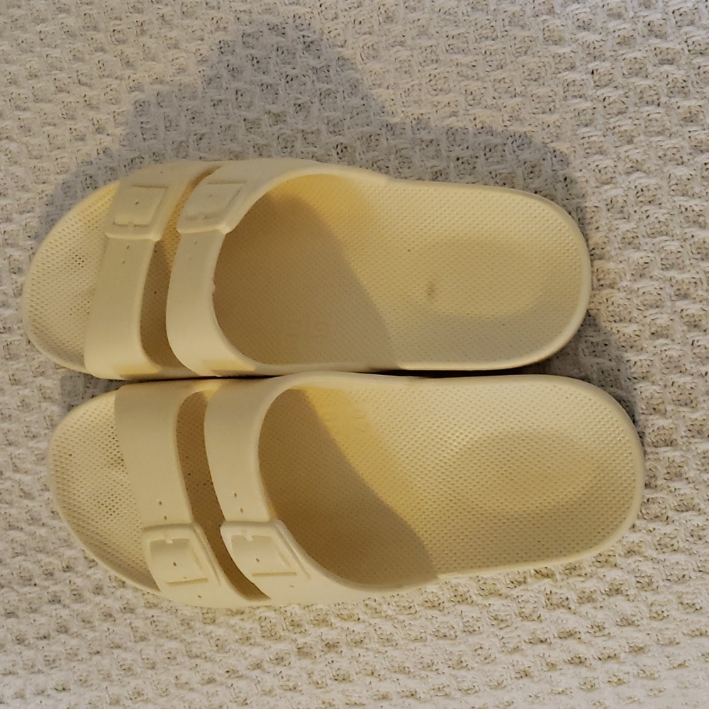 Freedom Moses sandals